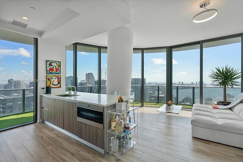 Пентхаус в Майами, США, 110 м2 фото 1