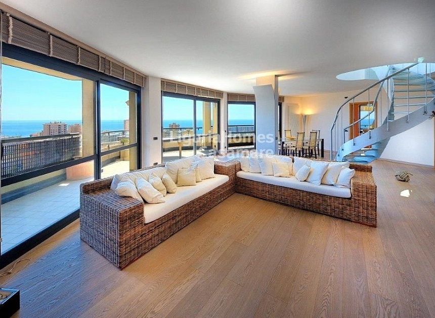 Пентхаус в Арма ди Таджа, Италия, 227 м2