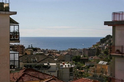 Квартира в Сан-Ремо, Италия, 45 м2 фото 1