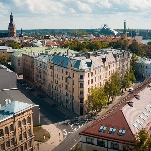 Дом под реконструкцию в Риге, Латвия, 5 500 м2 фото 1