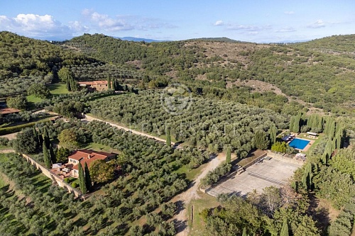 Дом Laterina Pergine Valdarno, Италия, 659.4 м2 фото 1