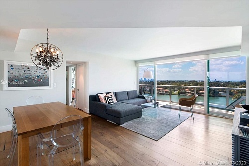 Квартира в Майами, США, 90 м2 фото 1