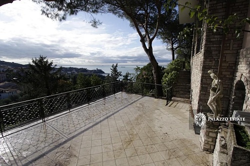 Вилла в Дзоальи, Италия, 500 м2 фото 1