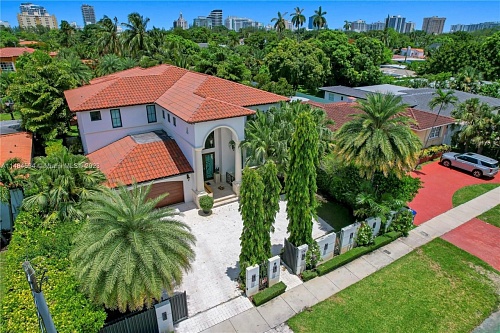 Вилла в Майами, США, 440 м2 фото 1