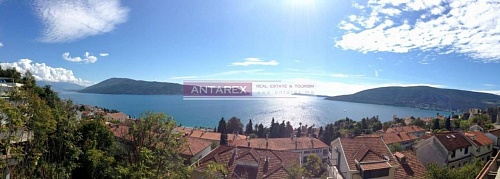 Апартаменты в Игало, Черногория, 97 м2 фото 1