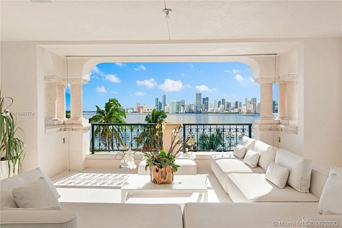 Квартира в Майами, США, 350 м2 фото 1