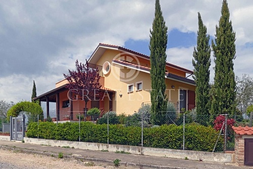 Вилла в Кастильоне-дель-Лаго, Италия, 182 м2 фото 1