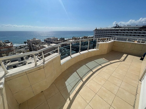 Квартира в Алании, Турция, 240 м2 фото 1