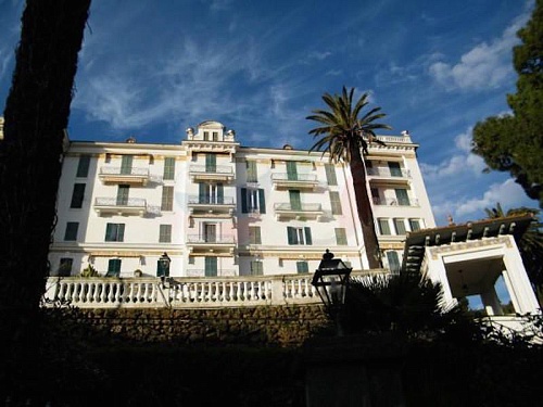 Апартаменты в Бордигере, Италия, 63 м2 фото 1