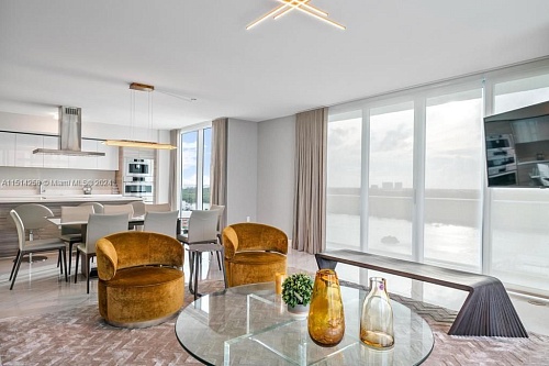 Квартира в Майами, США, 170 м2 фото 1