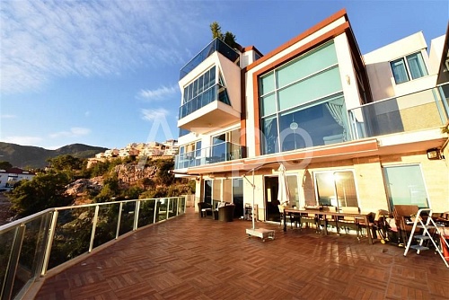 Вилла в Алании, Турция, 270 м2 фото 1