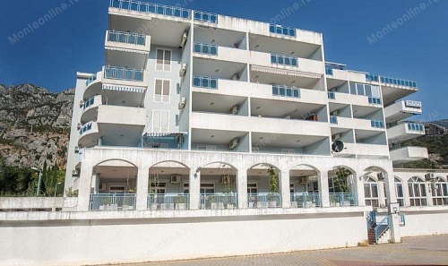 Квартира в Доброте, Черногория, 46 м2 фото 1