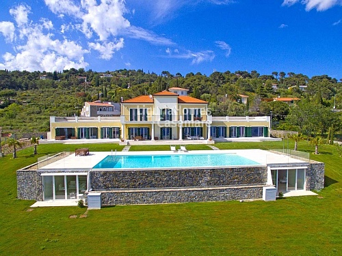 Вилла в Арэгае, Италия, 800 м2 фото 1