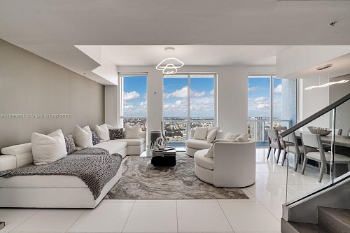 Пентхаус в Майами, США, 300 м2 фото 1
