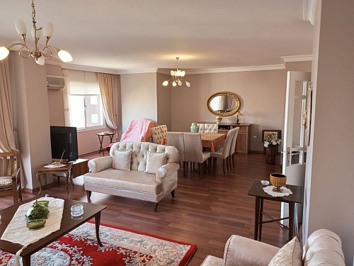 Квартира в Мерсине, Турция, 300 м2 фото 1