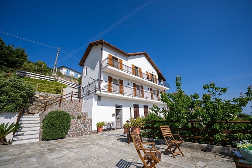 Вилла в Сан-Ремо, Италия, 310 м2 фото 1