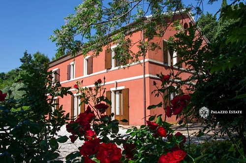 Вилла в Сенигаллии, Италия, 466 м2 фото 1