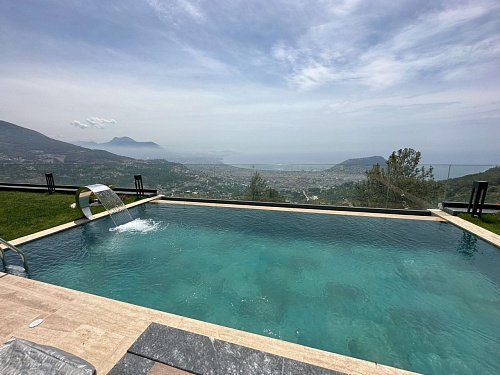 Вилла в Алании, Турция, 400 м2 фото 1