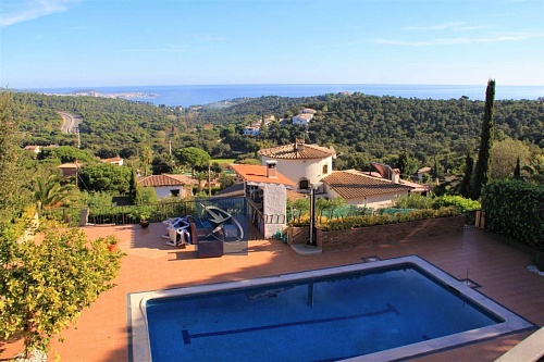 Дом в Калонже, Испания, 140 м2 фото 1