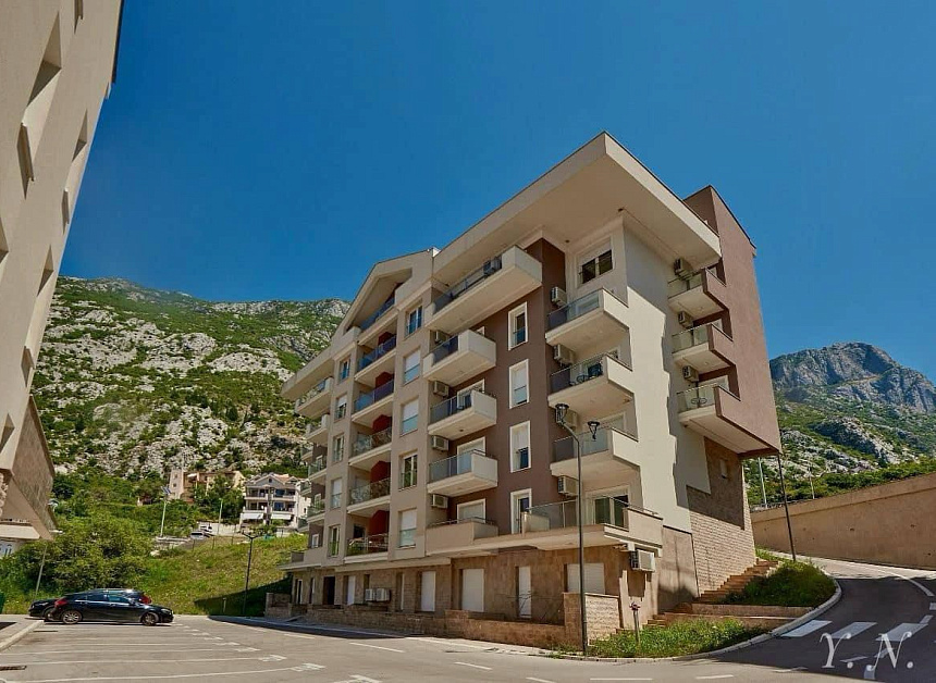 Квартира в Доброте, Черногория, 52 м2