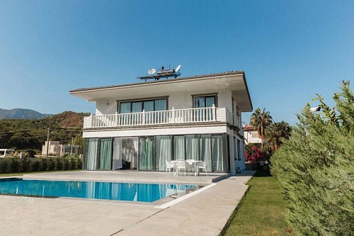 Вилла в Кемере, Турция, 280 м2 фото 1