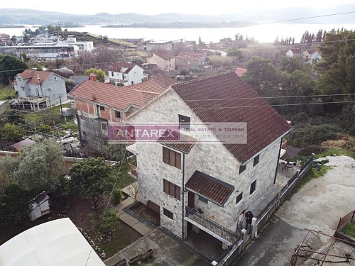 Вилла в Тивате, Черногория, 280 м2 фото 1