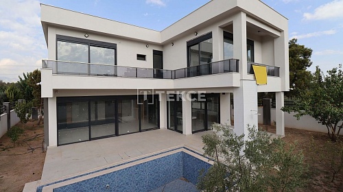Вилла в Анталии, Турция, 400 м2 фото 1