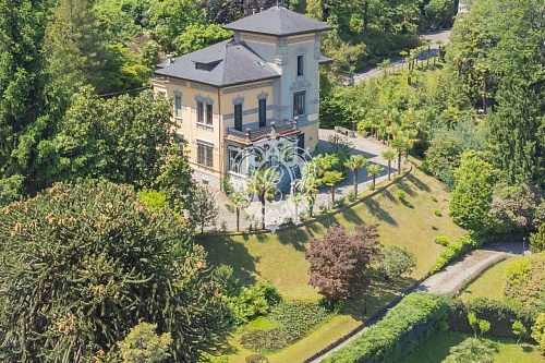 Вилла в Стрезе, Италия, 800 м2 фото 1