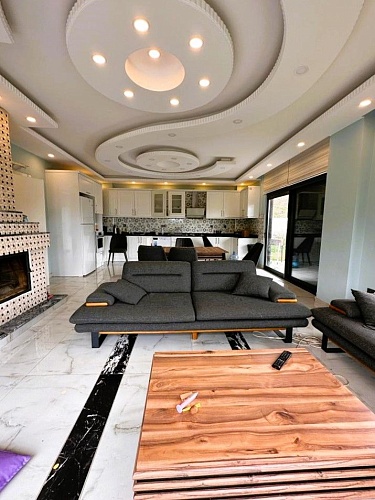 Вилла в Алании, Турция, 390 м2 фото 1