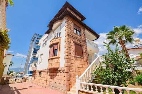 Вилла в Алании, Турция, 395 м2 фото 1