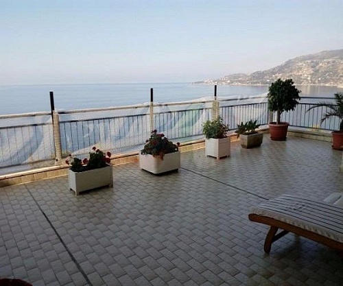 Апартаменты в Оспедалетти, Италия, 120 м2 фото 1