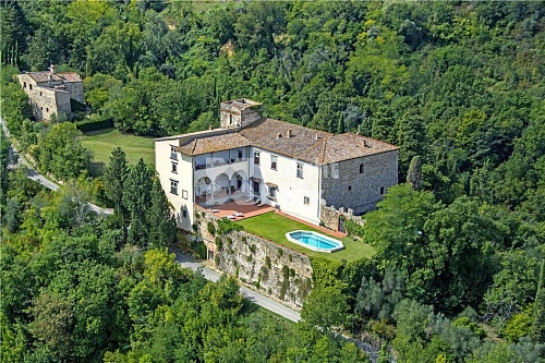 Вилла Таварнелле-Валь-ди-Пеза, Италия, 2 000 м2 фото 1