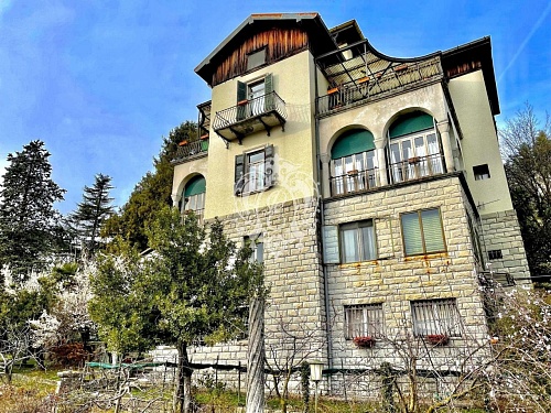 Вилла Centro Valle Intelvi, Италия, 650 м2 фото 1