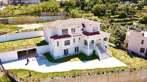 Вилла в Алании, Турция, 600 м2 фото 1