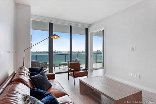 Квартира в Майами, США, 120 м2 фото 1