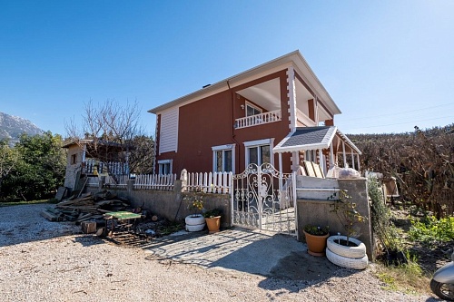 Вилла в Алании, Турция, 377 м2 фото 1
