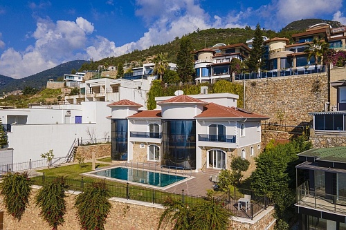 Вилла в Алании, Турция, 580 м2 фото 1