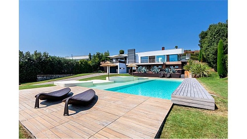Вилла у озера Гарда, Италия, 435 м2 фото 1