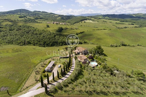 Дом в Сиене, Италия, 416.4 м2 фото 1