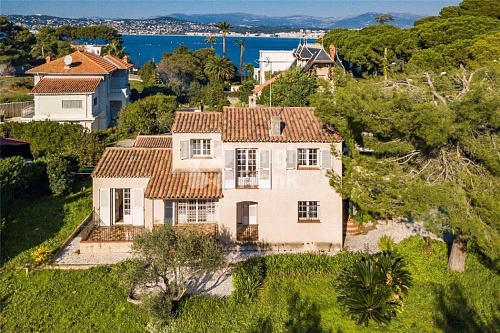 Вилла в Кап д’Антиб, Франция, 110 м2 фото 1