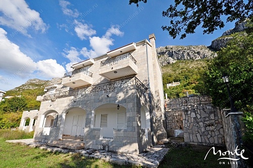 Вилла в Святом Стефане, Черногория, 280 м2 фото 1
