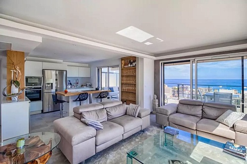 Апартаменты в Рокбрюн-Кап-Мартен, Франция, 97.15 м2 фото 1