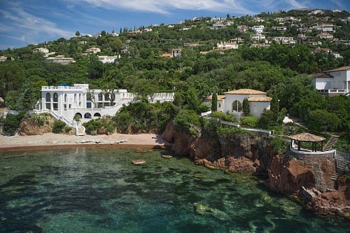 Вилла в Варе, Франция, 450 м2 фото 1