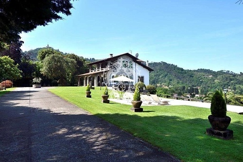 Вилла в Камайоре, Италия, 350 м2 фото 1