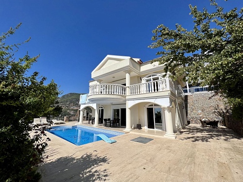 Вилла в Алании, Турция, 200 м2 фото 1