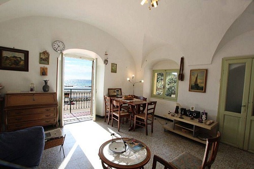 Апартаменты в Арма ди Таджа, Италия, 94 м2 фото 1