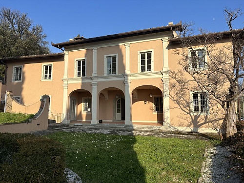 Вилла в Монтекатини-Терме, Италия, 850 м2 фото 1