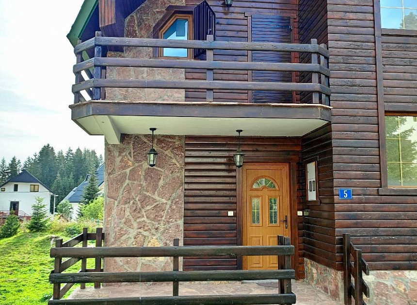 Шале в Жабляке, Черногория, 200 м2
