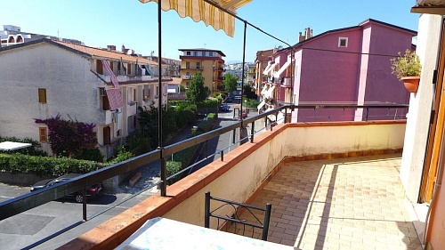 Апартаменты в Скалее, Италия, 60 м2 фото 1