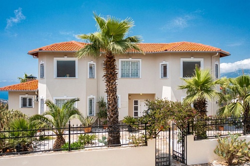 Вилла в Алании, Турция, 240 м2 фото 1